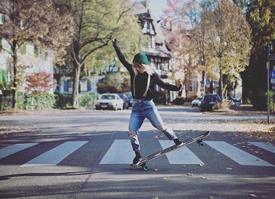 什么是滑板運(yùn)動(dòng)項(xiàng)目？